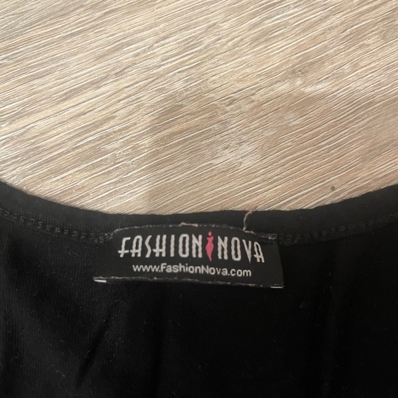 FASHION NOVA BLACK COTTON V DEEP CUT JUMPER S - Picture 4 of 4
